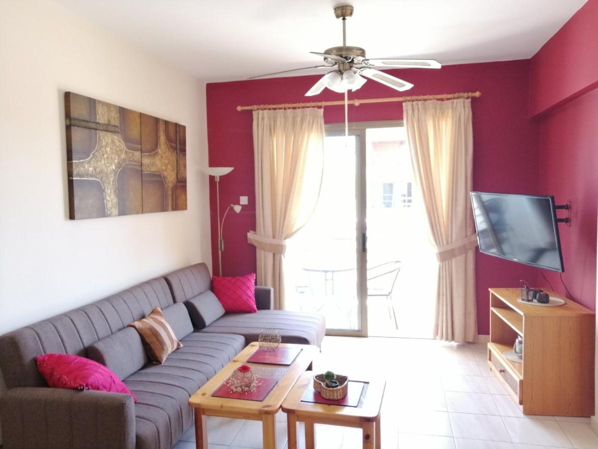 Dream Place For Relax, Sun And Sea All Year Round Пафос Екстериор снимка